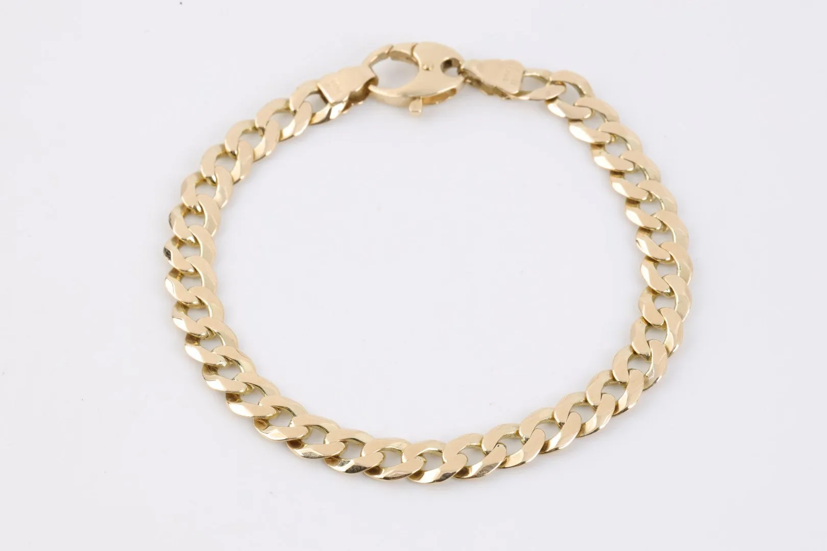 8.5" 14k Yellow Gold Curb Chain Bracelet (21.40g.)