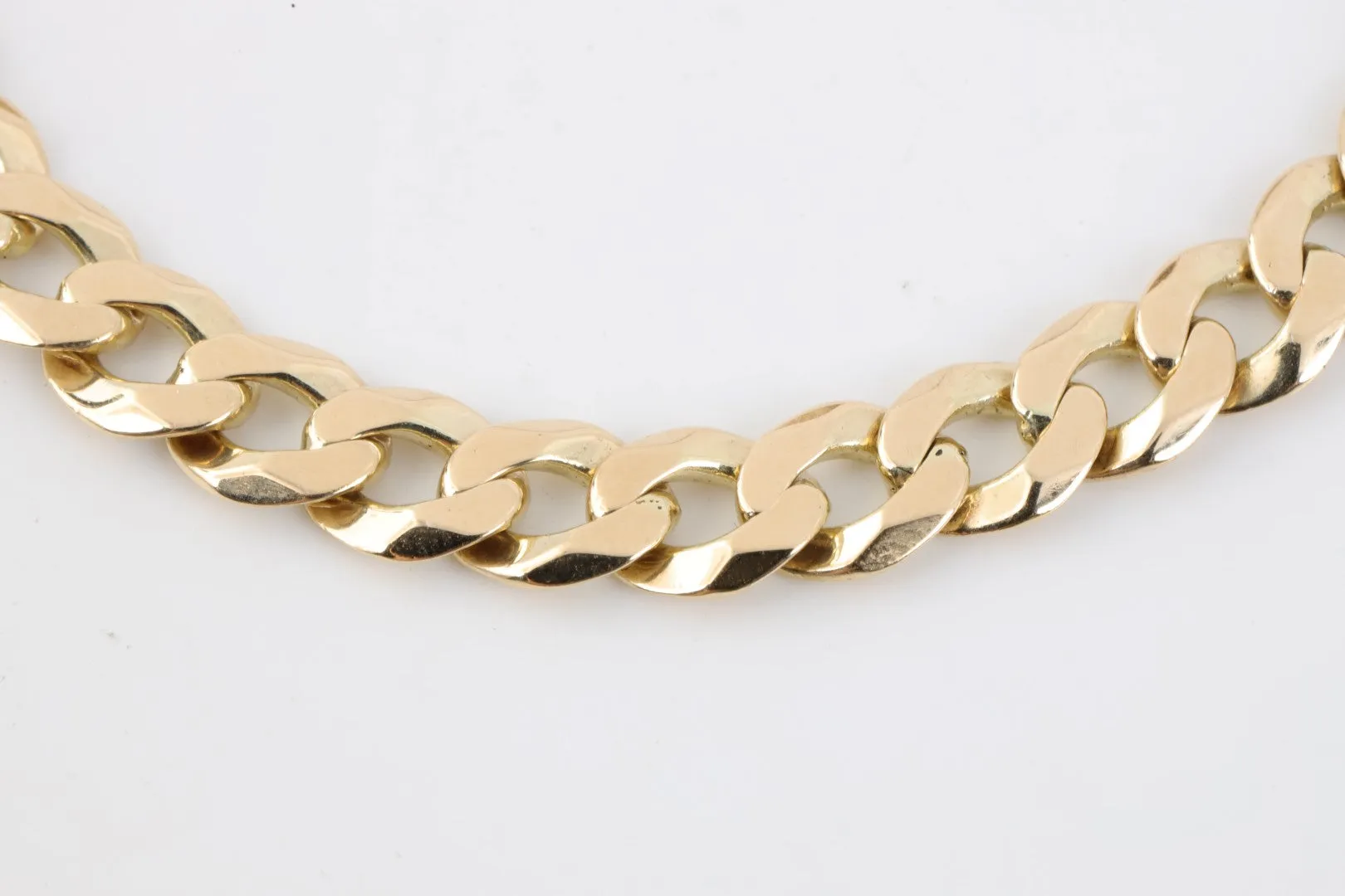 8.5" 14k Yellow Gold Curb Chain Bracelet (21.40g.)