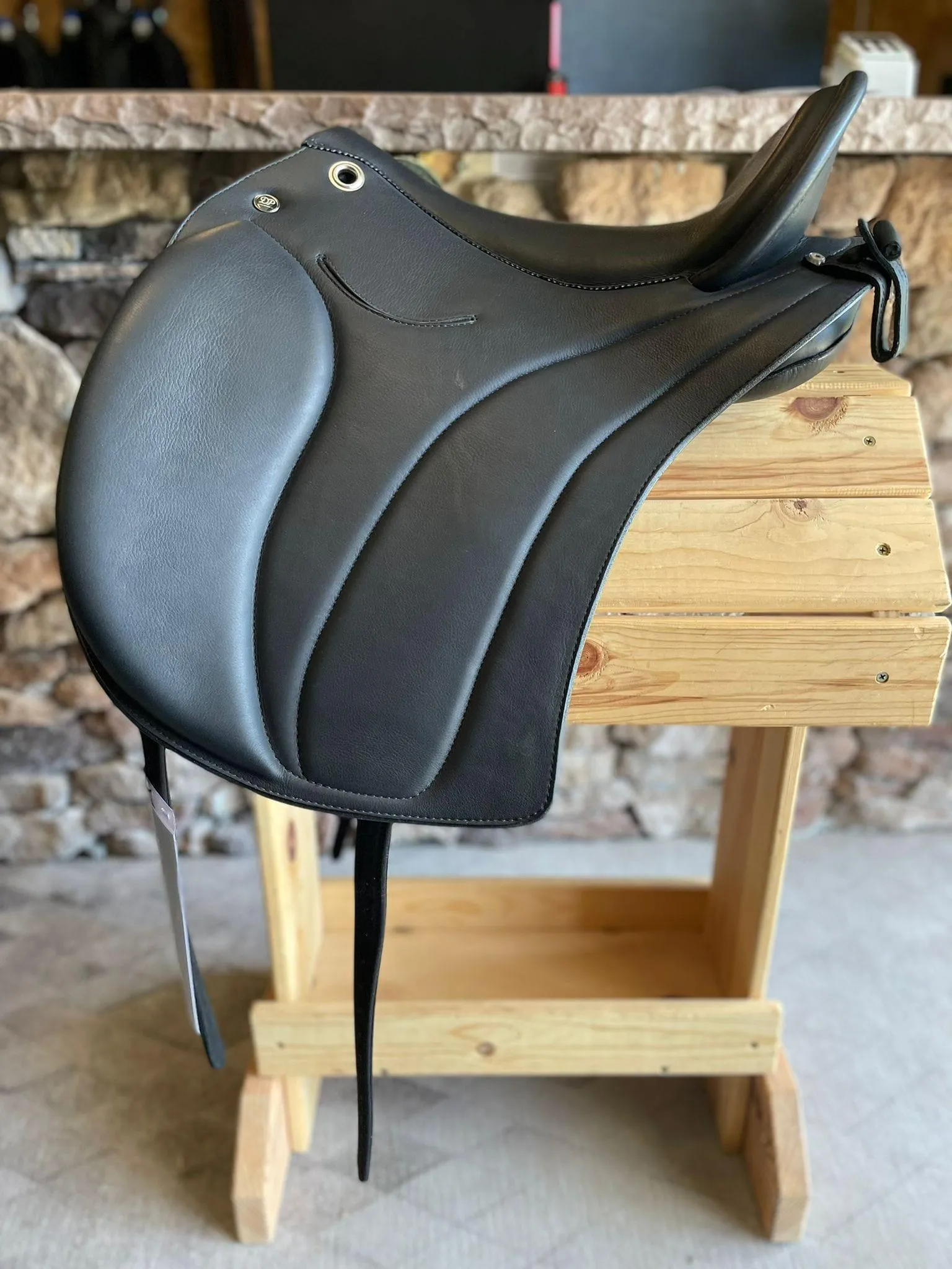 DP Saddlery Majestro 6202