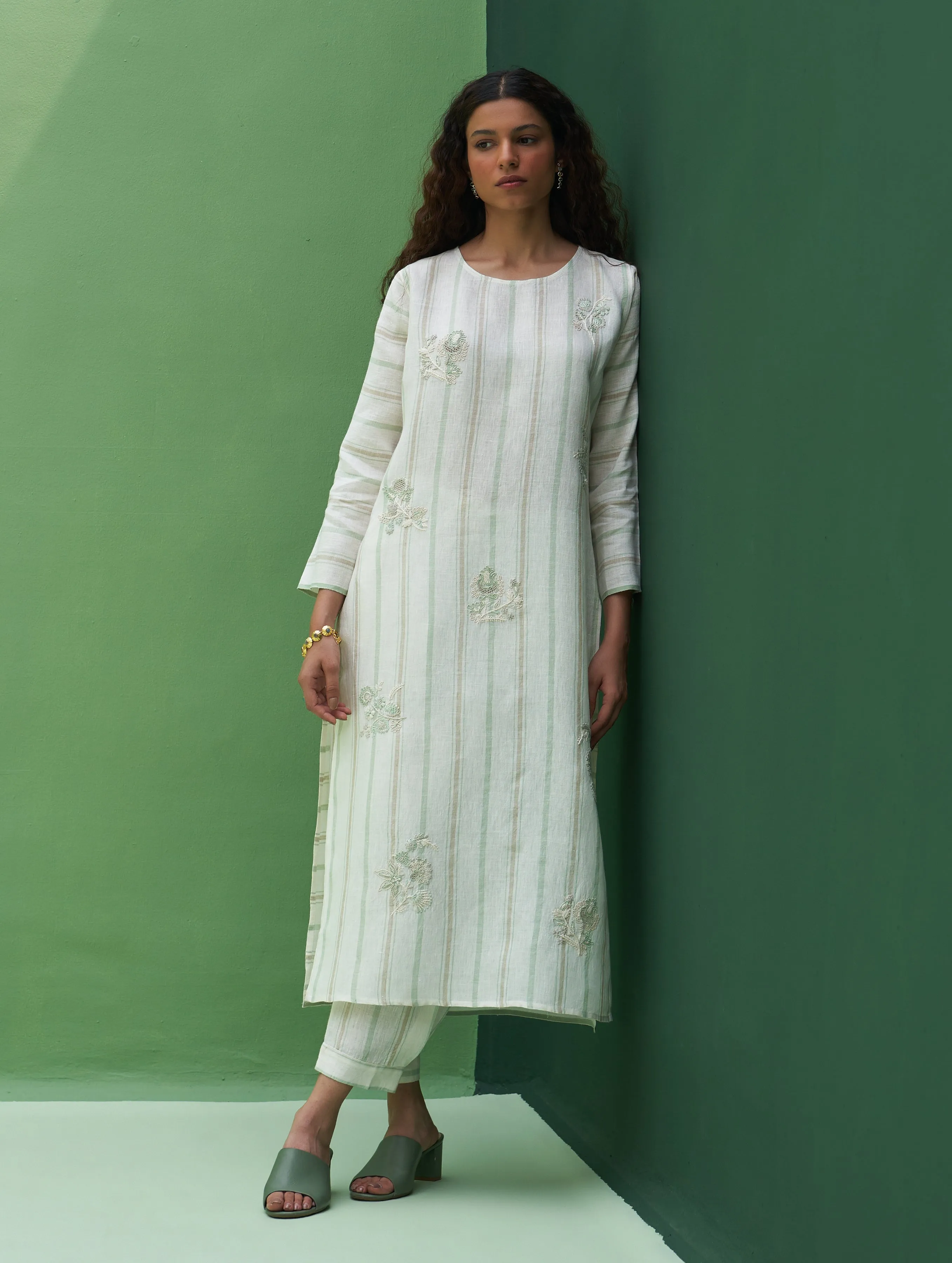 Eiko Striped Linen Kurta - Mint