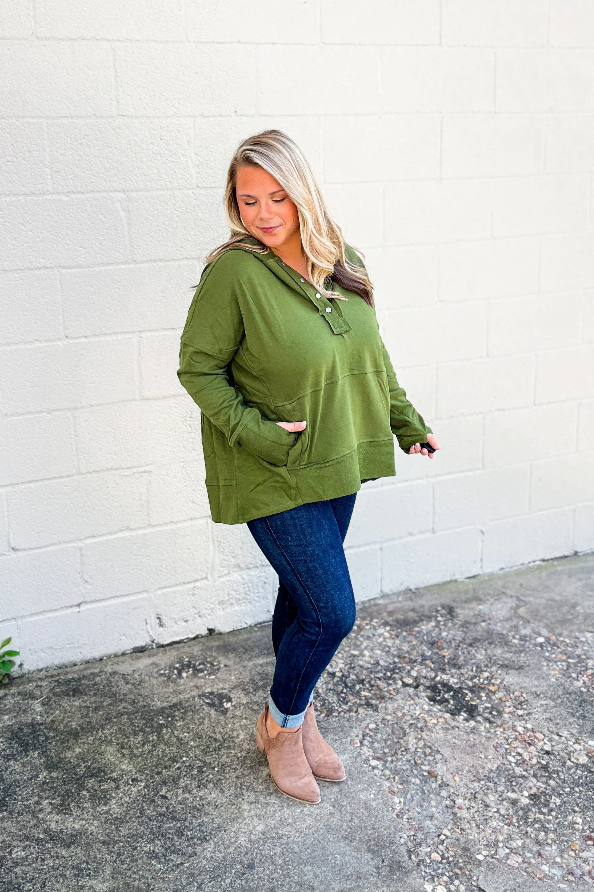 Found A Way Pullover Hoodie Top, Olive