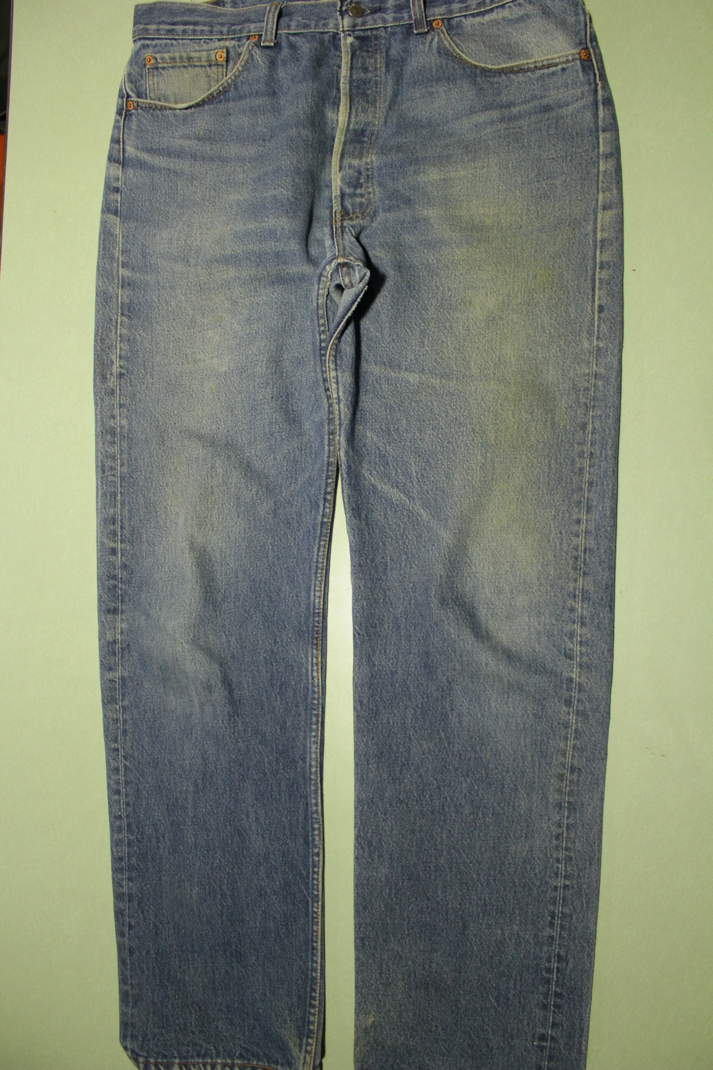 Levis 80s 501 Straight Leg Button Fly Jeans. Vintage Grunge Punk Made in USA 38x33