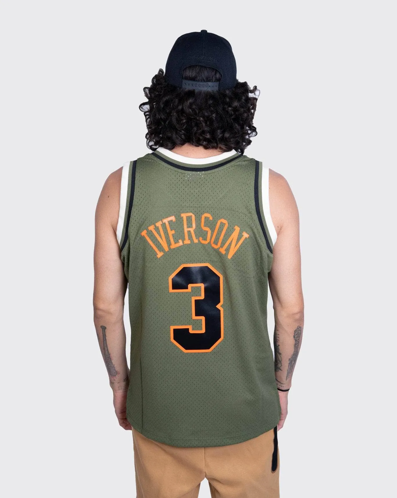 Mitchell & Ness Sixers Iverson Flight Swing Jersey