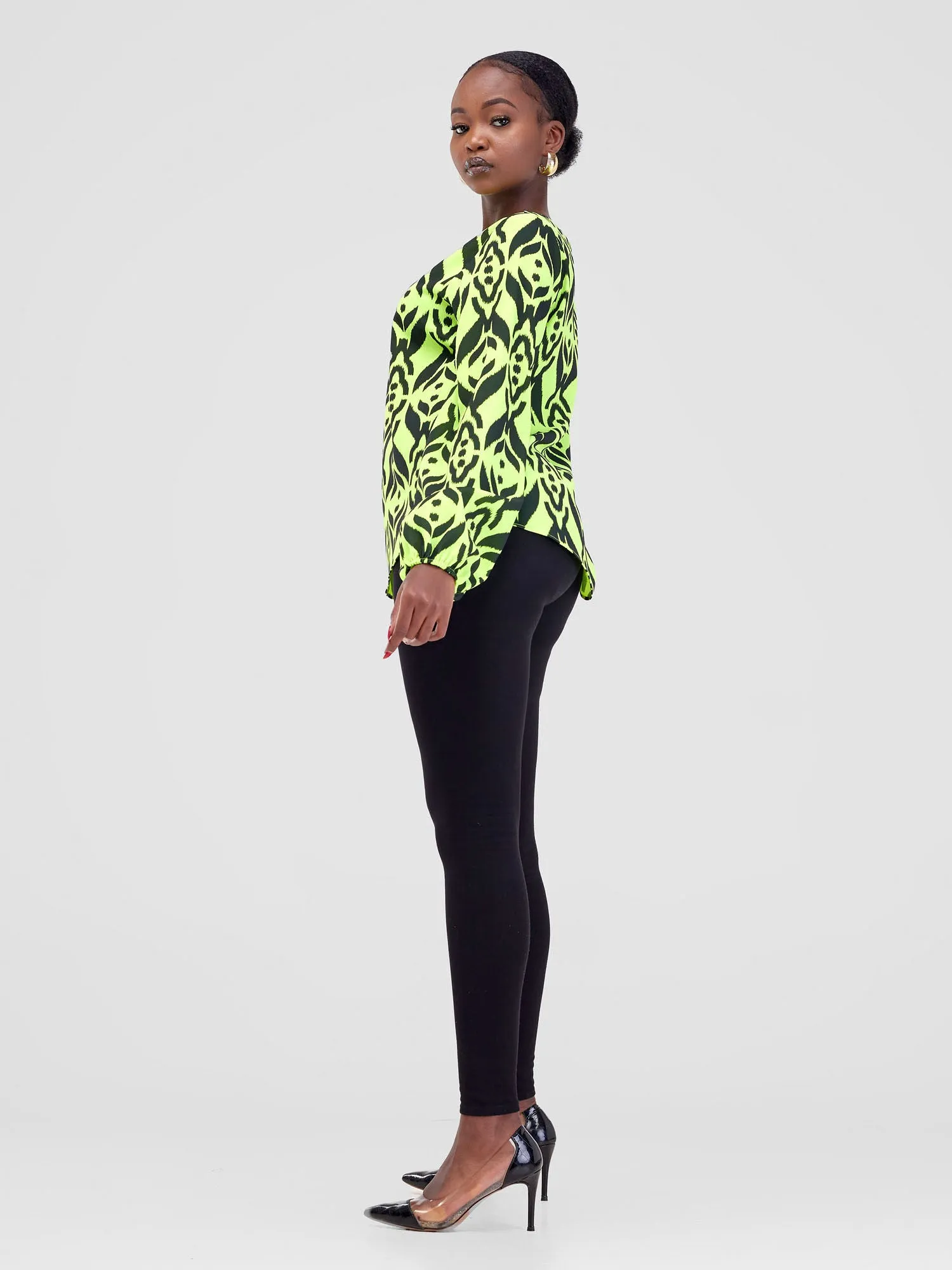 Vivo Sierra Bishop Sleeve Top - Lime / Black Print