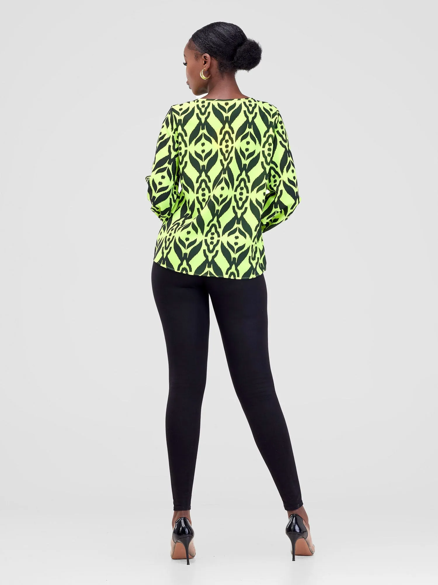 Vivo Sierra Bishop Sleeve Top - Lime / Black Print