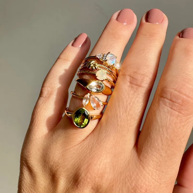 Zoe Sugg Courage Intention Ring in Peridot